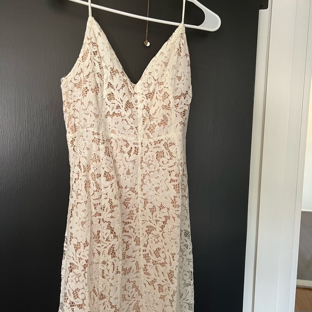 White lulus midi dress
